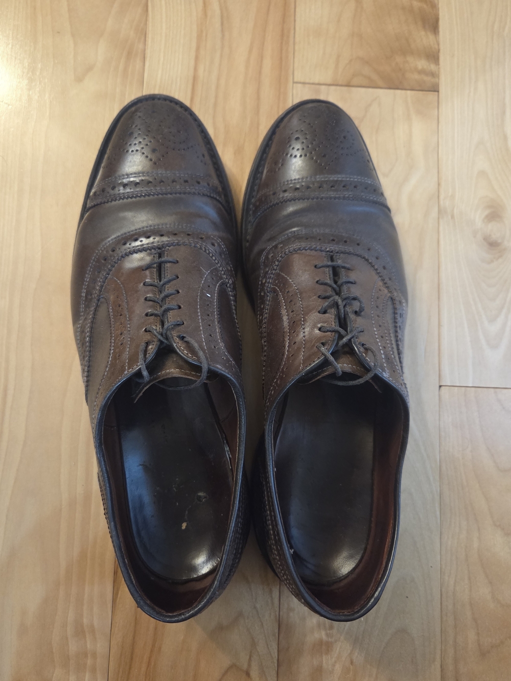 Allen Edmonds Brown Cordovan Leather Oxfords